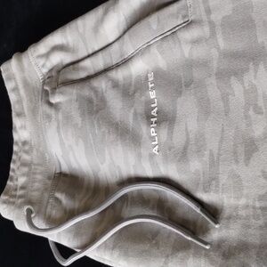 Alphalete Essential Light Grey Camo Joggers